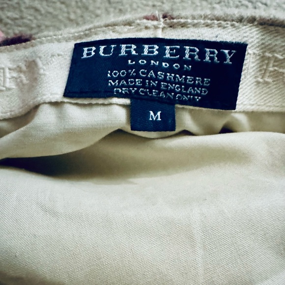 Burberry Newsboy Cap - size Medium - Picture 2 of 2